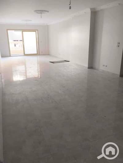 مکتب  للايجار في لوران، الإسكندرية - IMG_2209. jpg