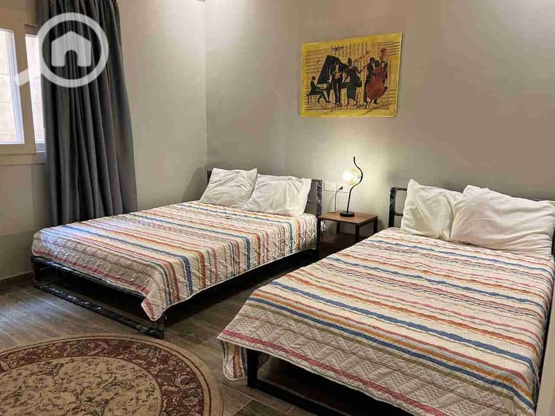 1000193496. jpg 1000193496. jpg