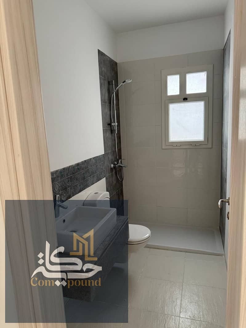 3 photo_5947315505276765698_y. jpg