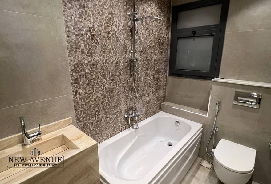 2 99d61e04-6887-40d4-a859-d1972ac4f75f. jpg