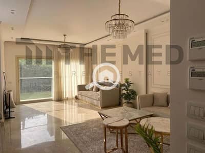 فیلا 5 غرف نوم للبيع في 6 أكتوبر، الجيزة - IMG-20250724-WA0015. jpg