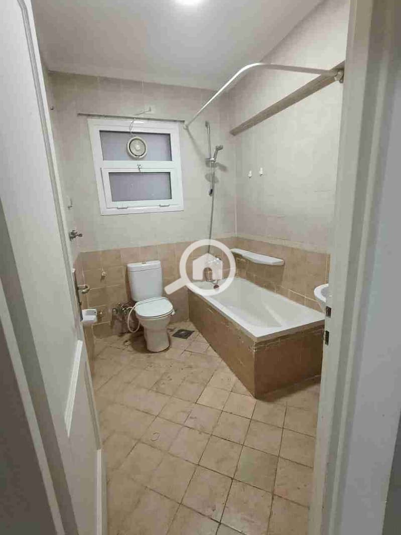 1000481123. jpg 1000481123. jpg