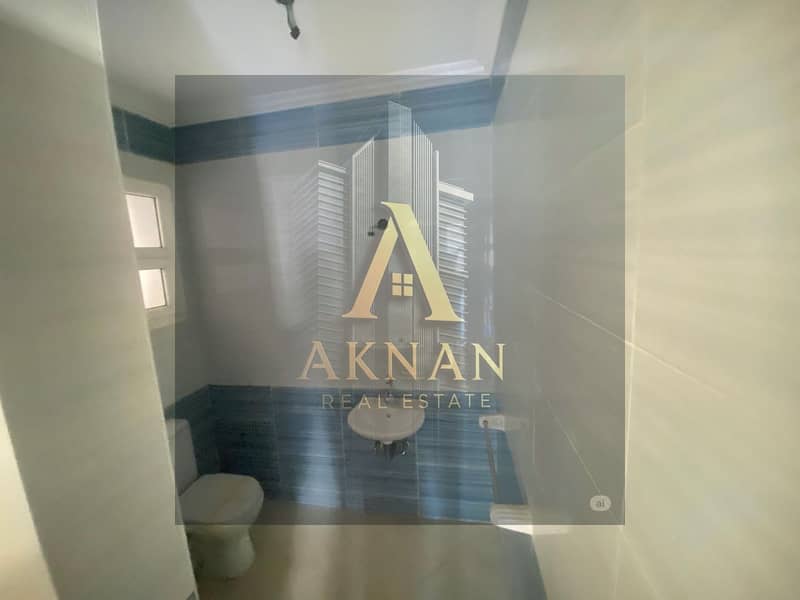 8 WhatsApp Image 2025-10-20 at 17.50. 14 (2). jpeg