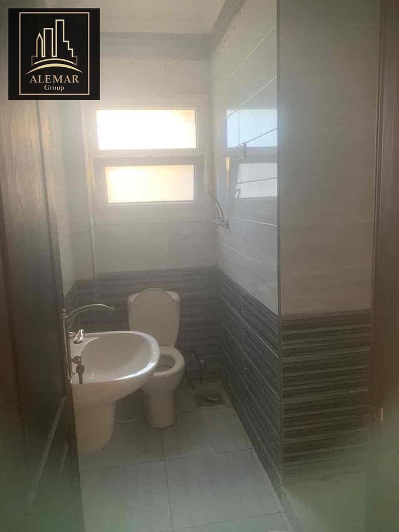 5 4271e951-1e19-4f4c-9680-b6ce3fbf463c. jpg