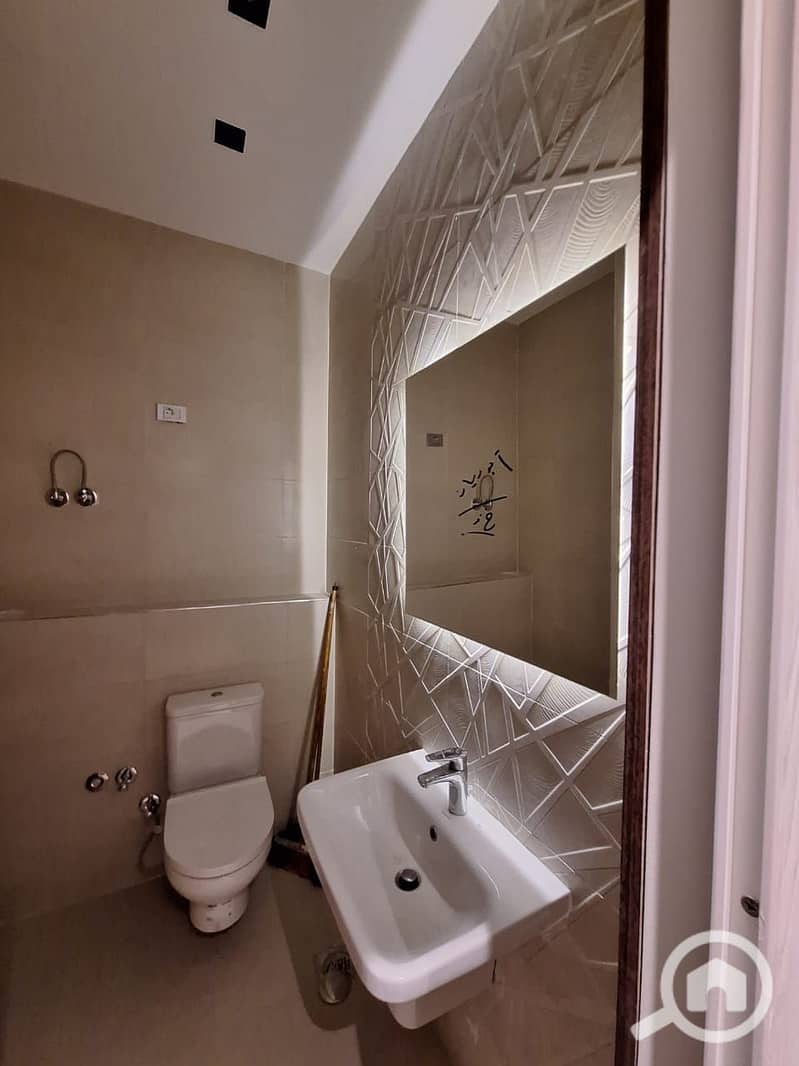 6 WhatsApp Image 2025-09-16 at 13.06. 32 (3). jpeg