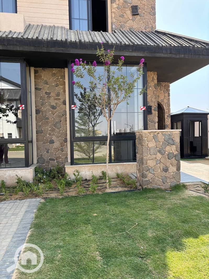 10 photo_2025-07-15_20-28-30. jpg