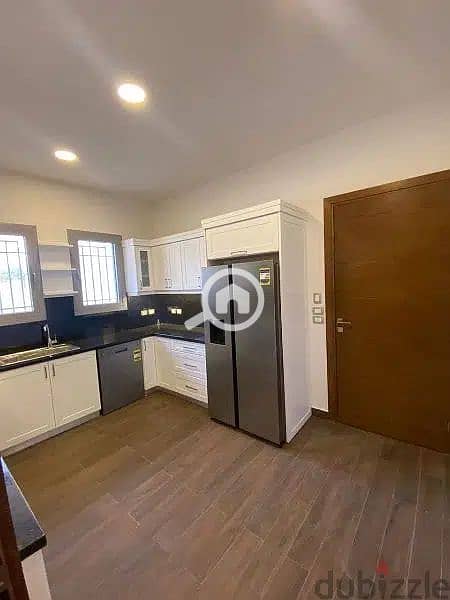 5 56878034-800x600. jpeg