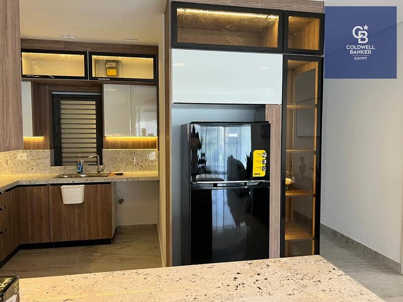 11 8e13c04d-d1e5-456e-a3bd-36fb14336581. jpeg