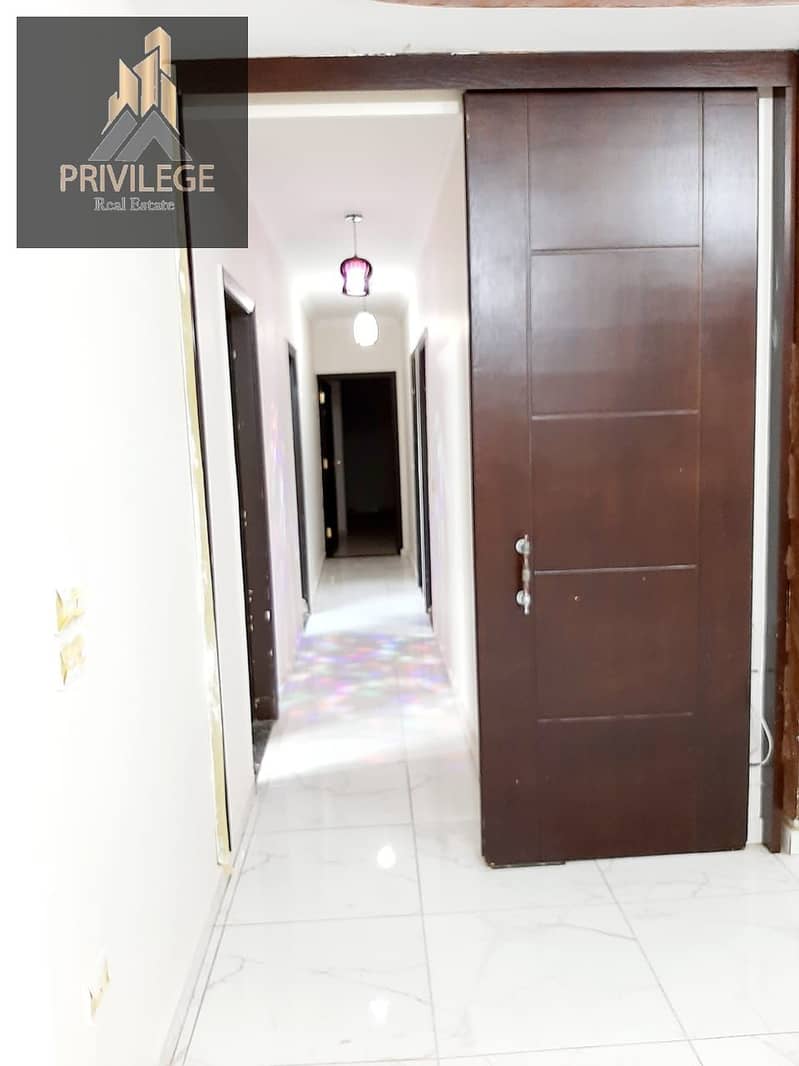 2 WhatsApp Image 2025-10-20 at 18.37. 48_4f610e13. jpg