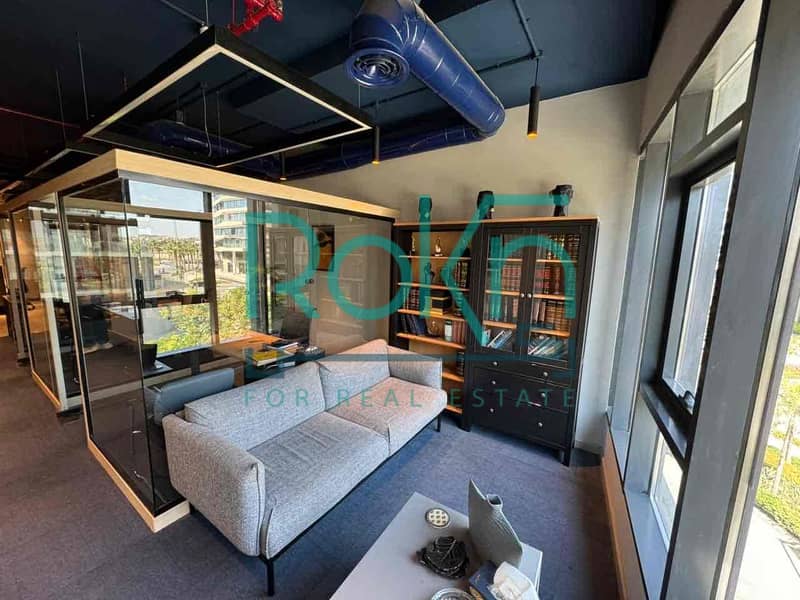 3f09c683-77c0-473c-86e0-95d05e4ed2c9. jpg