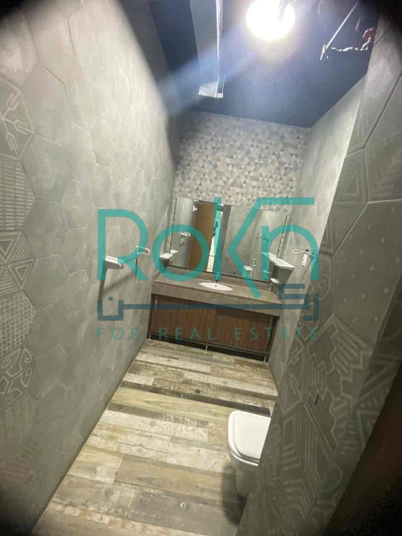 7 b88118b0-d29d-42ba-981c-91fa925de8d9. jpg