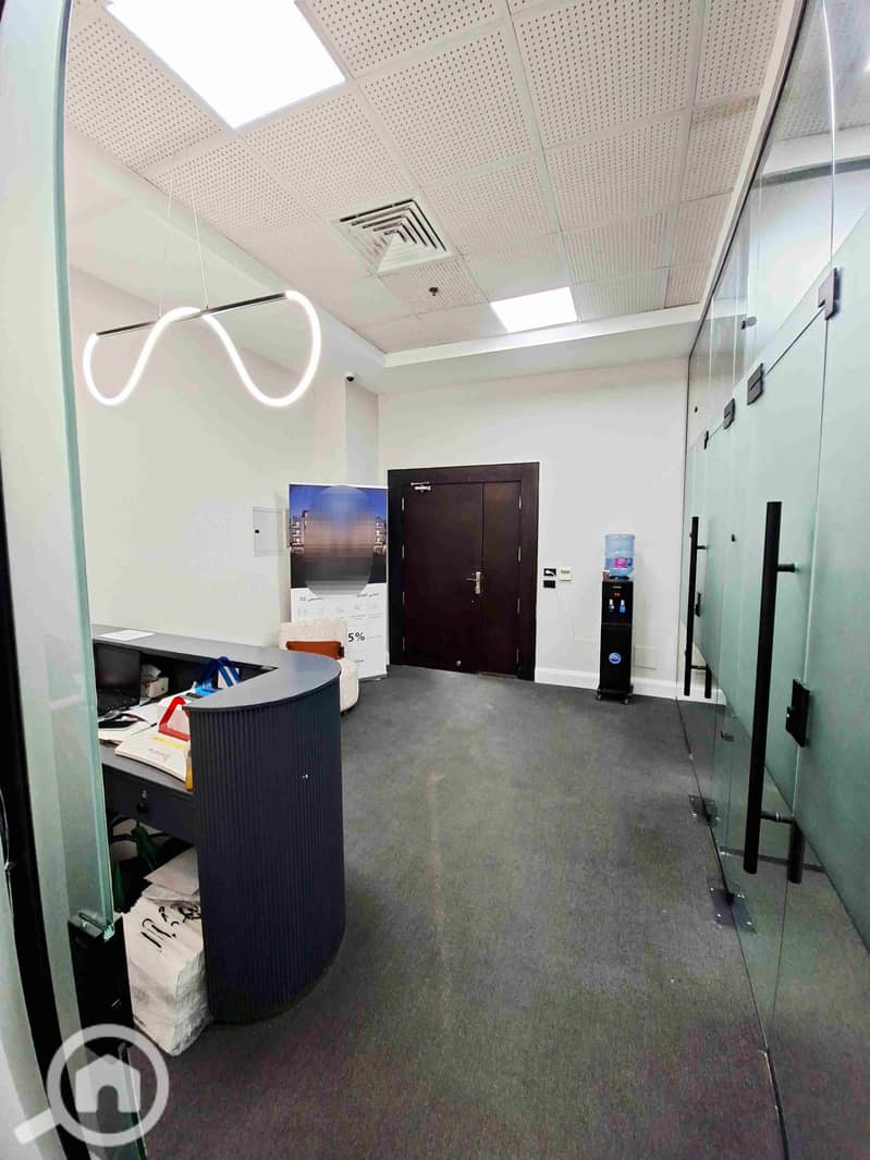 4 ٢٠٢٥١٠٢٠_١٧٢٥١٥. jpg