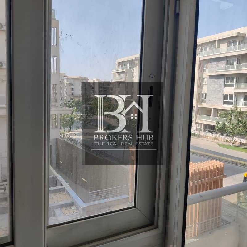 7 baca8397-5c8c-4300-b569-f8c348c5d977. jpg