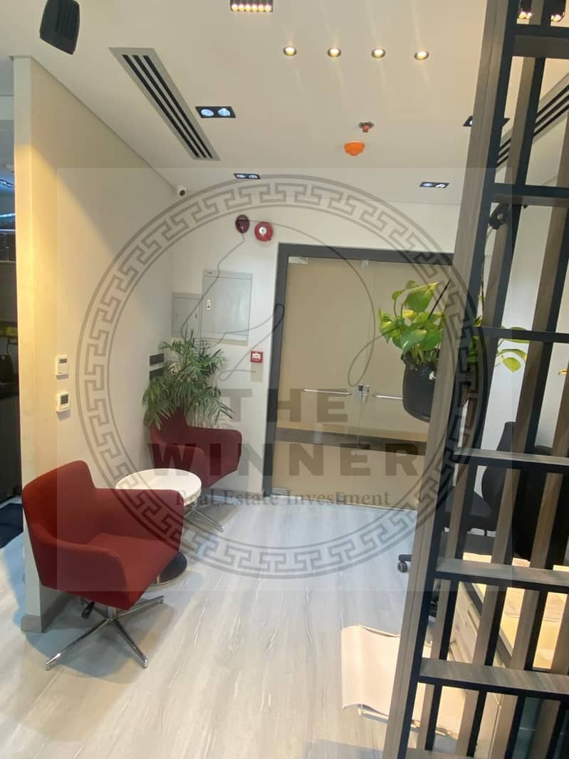 10 WhatsApp Image 2025-10-20 at 6.26. 35 PM (1). jpeg