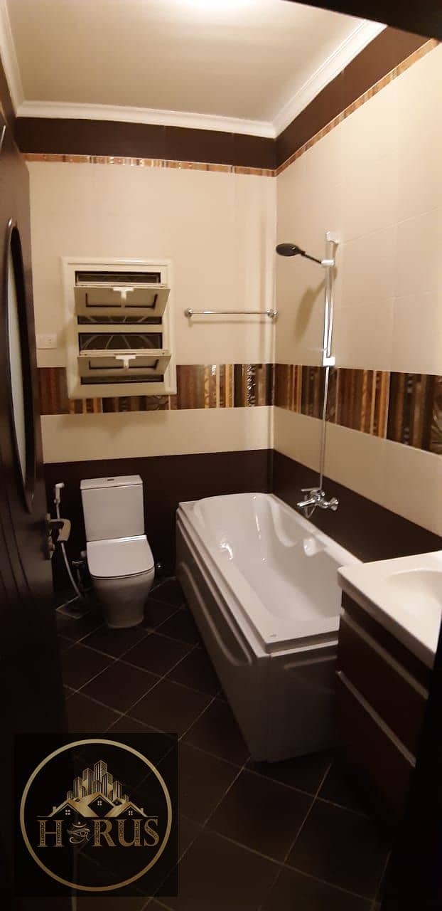13 82f654dd-dd32-4a9b-9193-62083bc55a0f. jpg