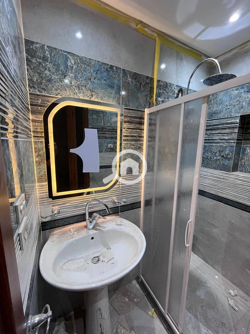 4 WhatsApp Image 2025-10-20 at 6.55. 45 PM (2). jpeg