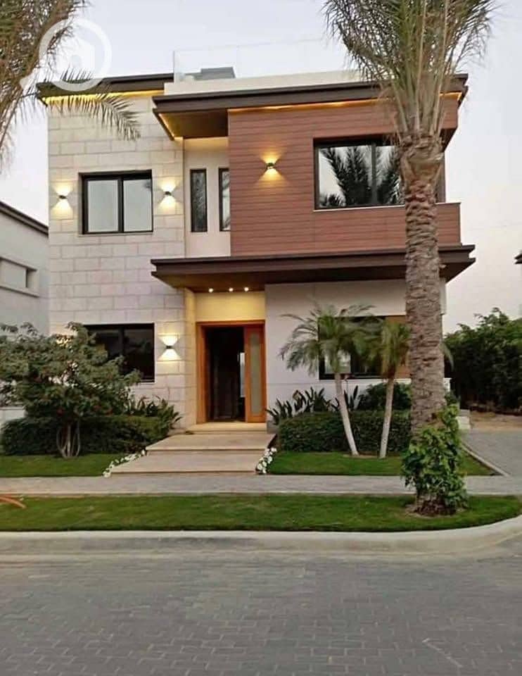 7 496542514_644413235255309_8210638015990089566_n. jpg