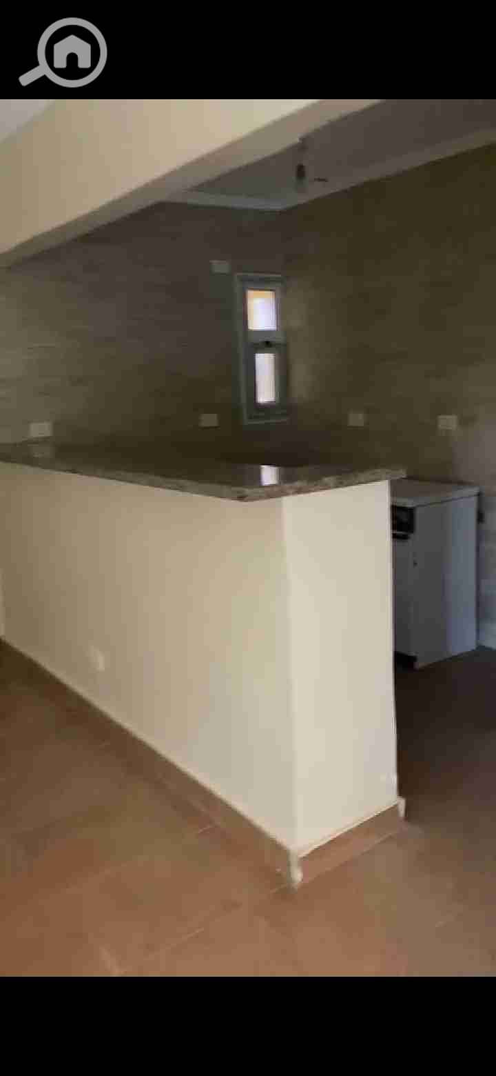 2 Screenshot_20251020_173957_com. whatsapp. jpg