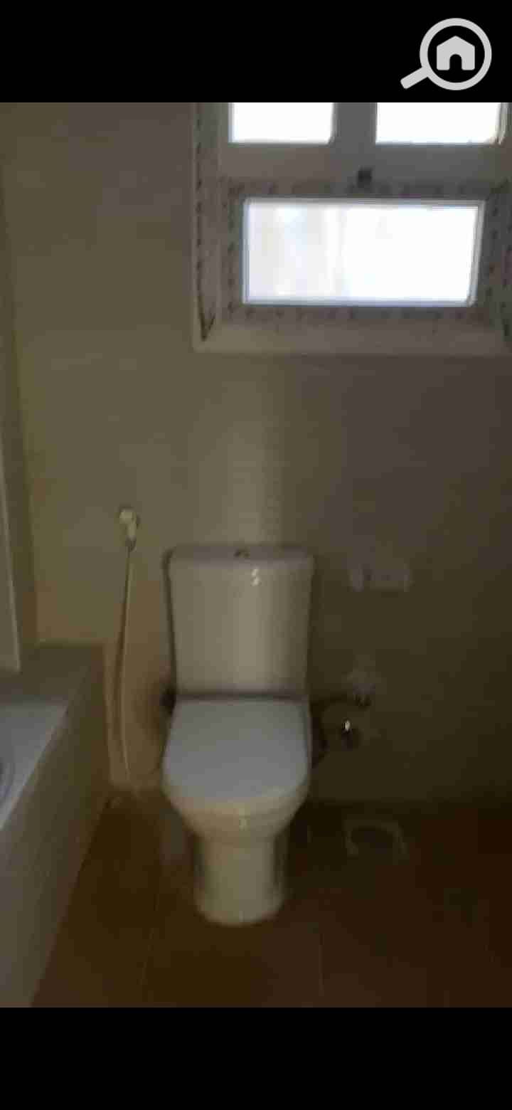 6 Screenshot_20251020_174039_com. whatsapp. jpg