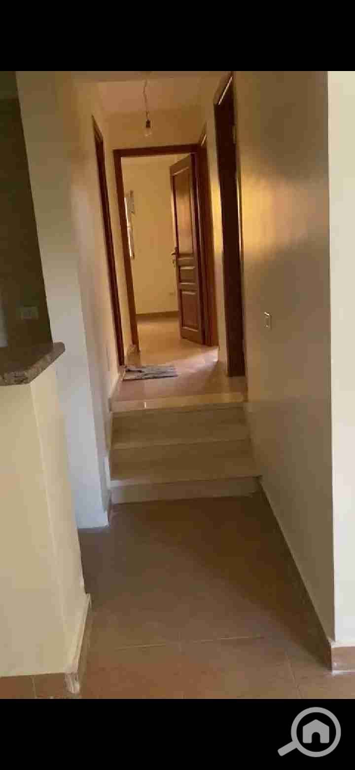 9 Screenshot_20251020_173922_com. whatsapp. jpg