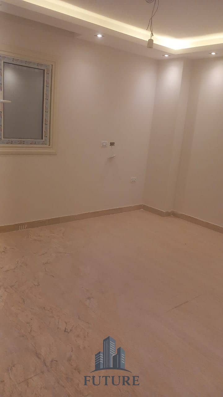 6 WhatsApp Image 2025-09-06 at 21.21. 31_02445174. jpg