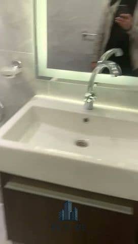 26 WhatsApp Video 2025-09-06 at 21.26. 52_4155e4cd. mp4_20251020_202821.420. jpg
