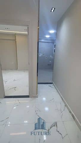 25 WhatsApp Video 2025-09-06 at 21.32. 10_7a0f8d90. mp4_20251020_210620.895. jpg