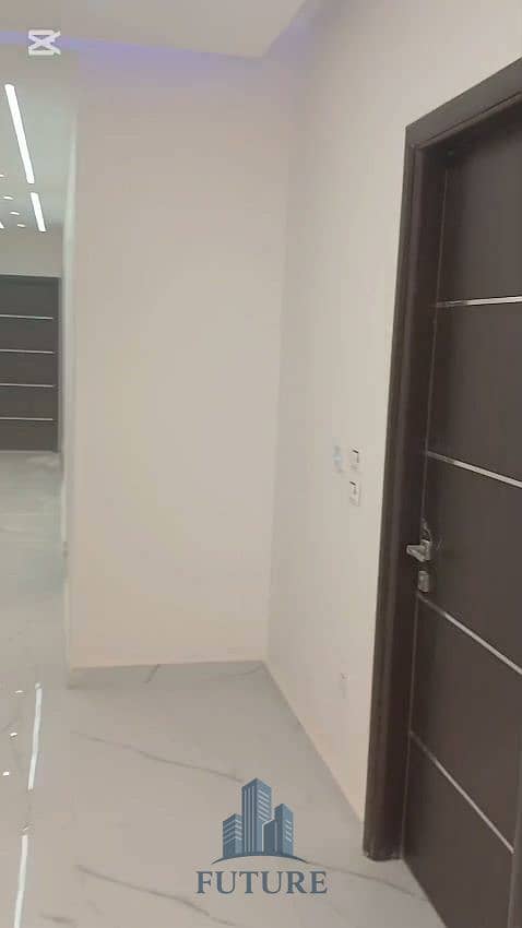 7 WhatsApp Video 2025-10-19 at 15.54. 50_4e2527c5. mp4_20251020_211824.267. jpg