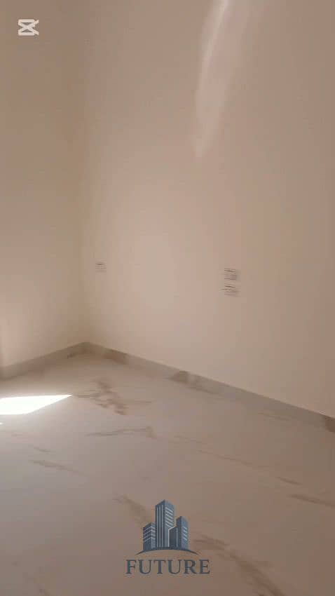 11 WhatsApp Video 2025-10-19 at 15.54. 50_4e2527c5. mp4_20251020_211906.327. jpg