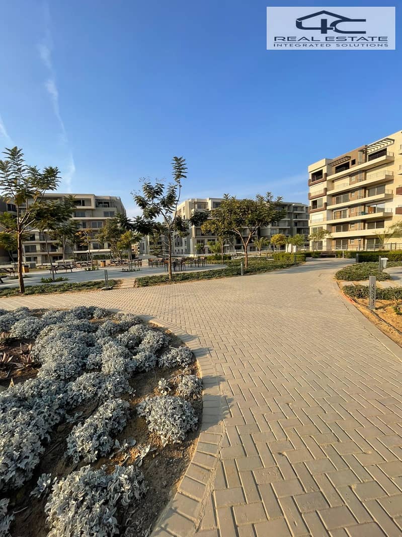 3 WhatsApp Image 2025-10-14 at 09.27. 36 (2). jpeg