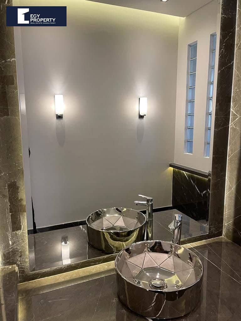 7 01105deb-50b6-4d1d-8a98-43071f3e630e. jpg