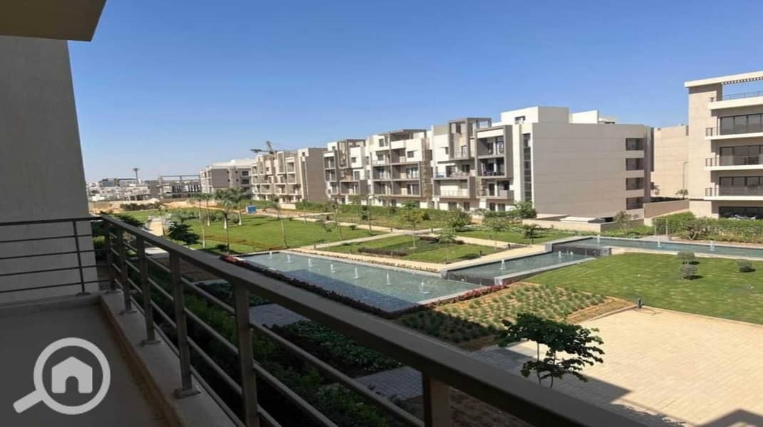 10 3c41af28-8435-4553-8f93-e3eedff75e4f. jpg