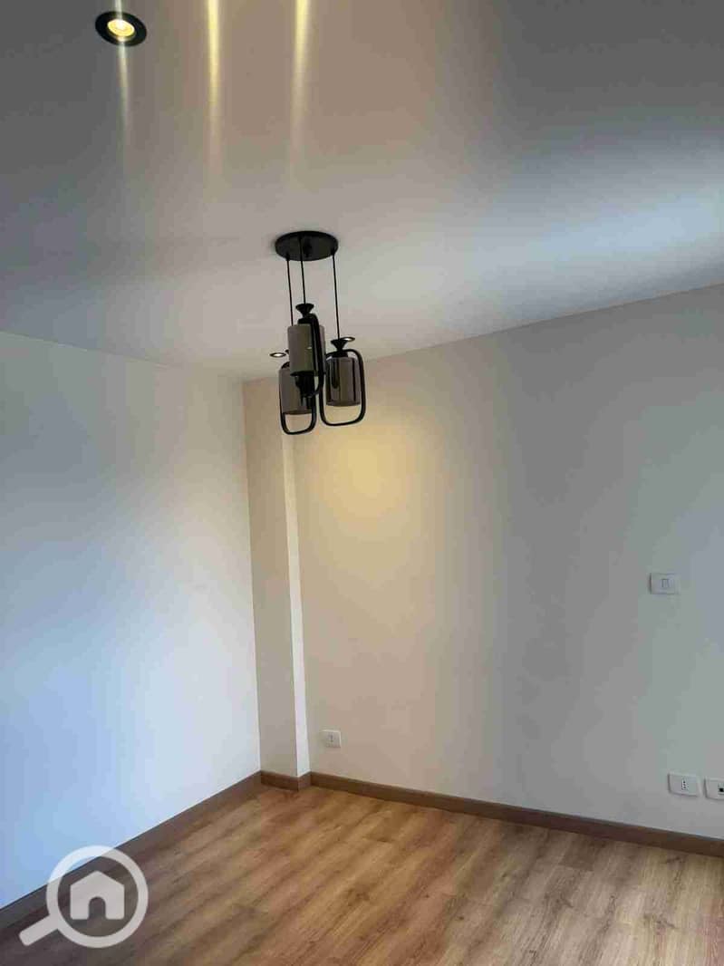 6 1000490390. jpg