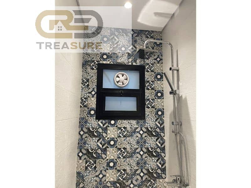 4 WhatsApp Image 2025-10-18 at 4.47. 26 PM (1). jpg