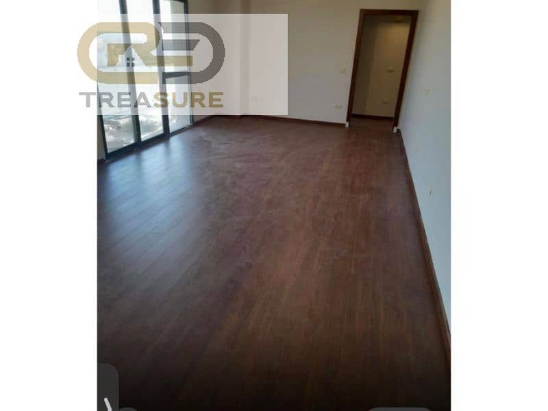 7 WhatsApp Image 2025-10-18 at 4.47. 27 PM. jpg