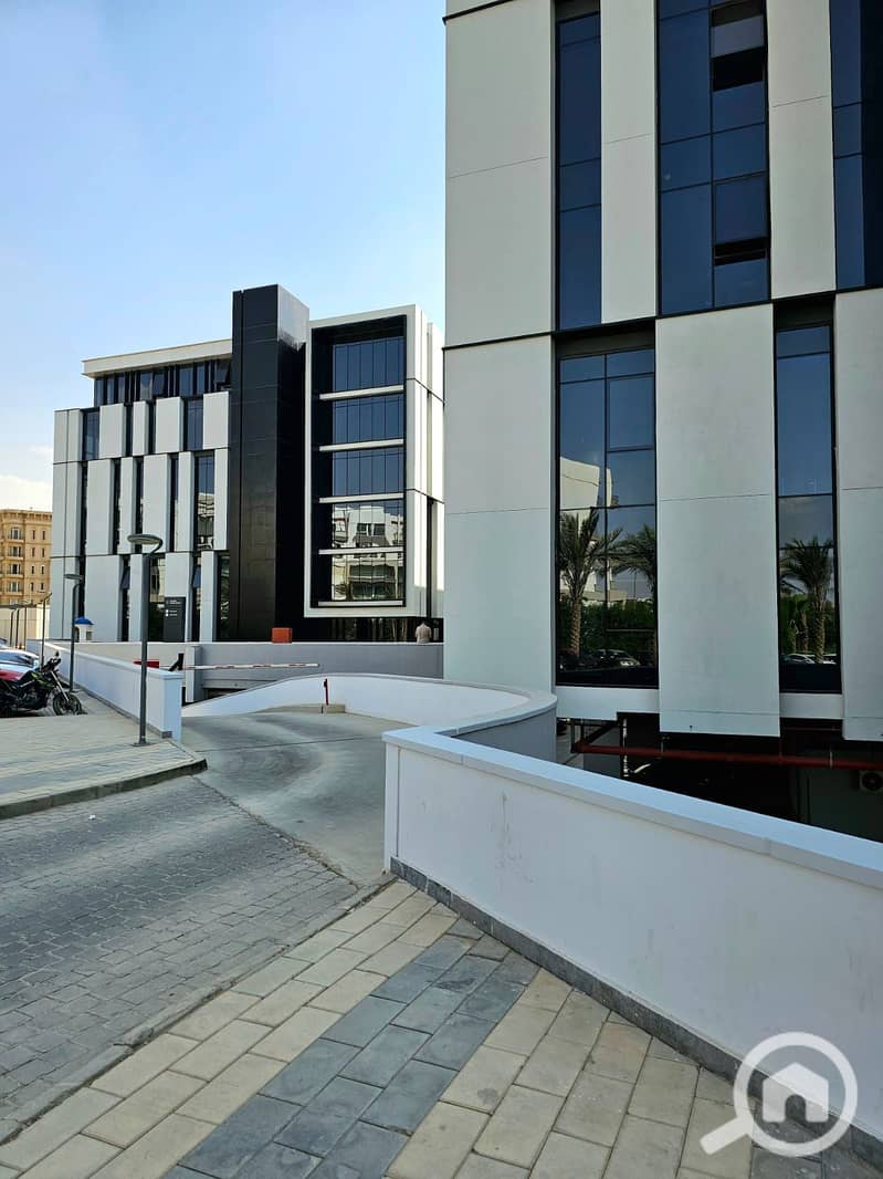 29 WhatsApp Image 2025-10-17 at 5.56. 27 PM. jpeg