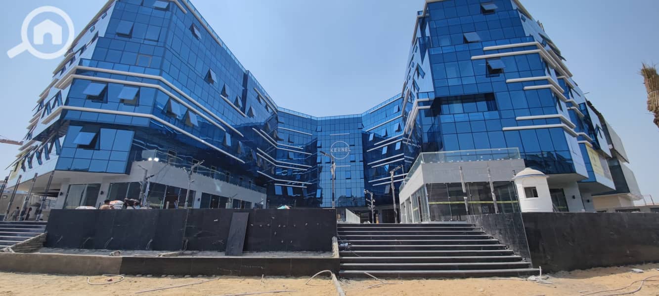 7 b68da7d7-2cff-4036-bd4b-a31be2ee1c1f. jpg