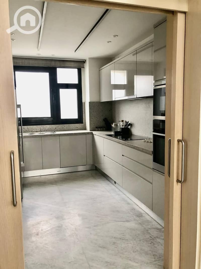 3 WhatsApp Image 2025-02-27 at 14.35. 05_ee1997a6. jpg