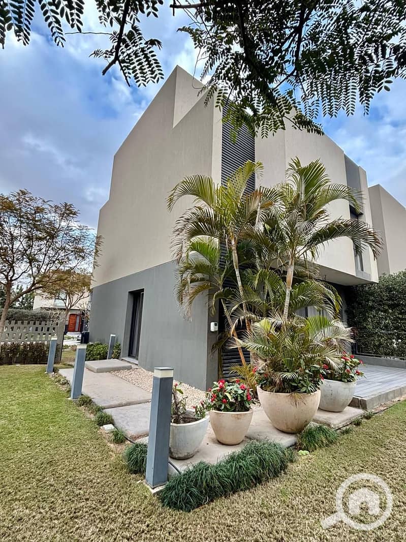 5 WhatsApp Image 2025-02-27 at 14.35. 05_fe641ffc. jpg