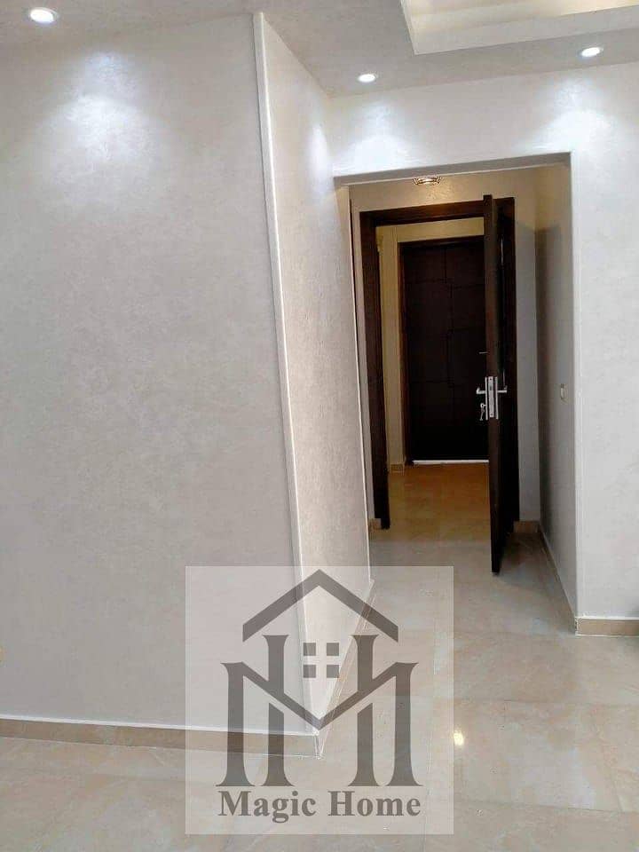 2 WhatsApp Image 2025-10-20 at 14.57. 38_fee63ee4. jpg