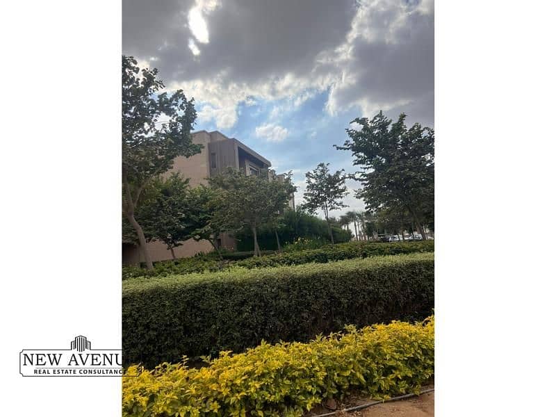 7 WhatsApp Image 2025-10-15 at 8.36. 21 PM. jpg