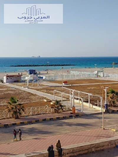 3 Bedroom Flat for Sale in Nakheel, Alexandria - شقه أول نمرة تطل على البحر مباشر في شاطئ النخيل(3نوم)