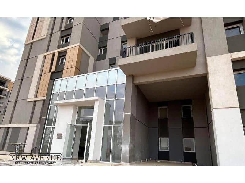 12 WhatsApp Image 2025-10-20 at 11.39. 11 PM. jpg