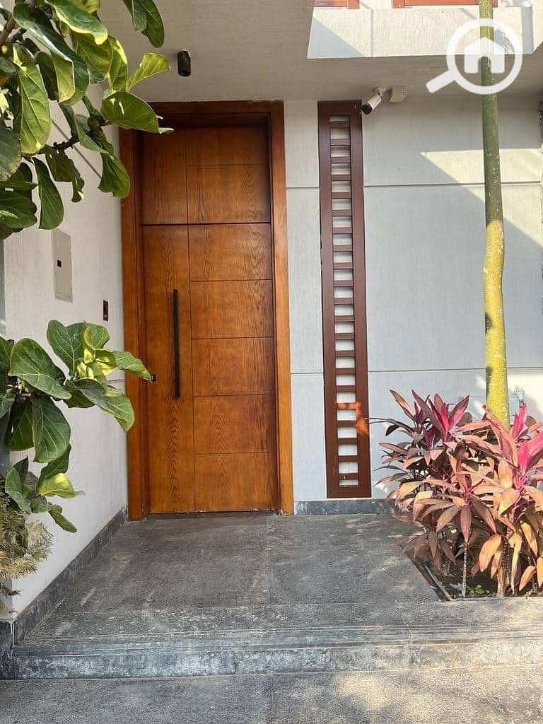 6 375047845_2441974912650670_8053905347481307344_n. jpg