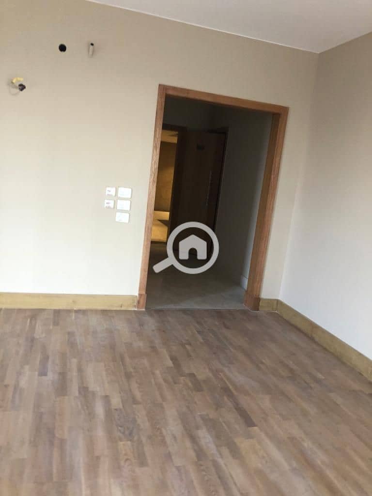 6 WhatsApp Image 2025-10-19 at 2.12. 25 PM (2). jpeg