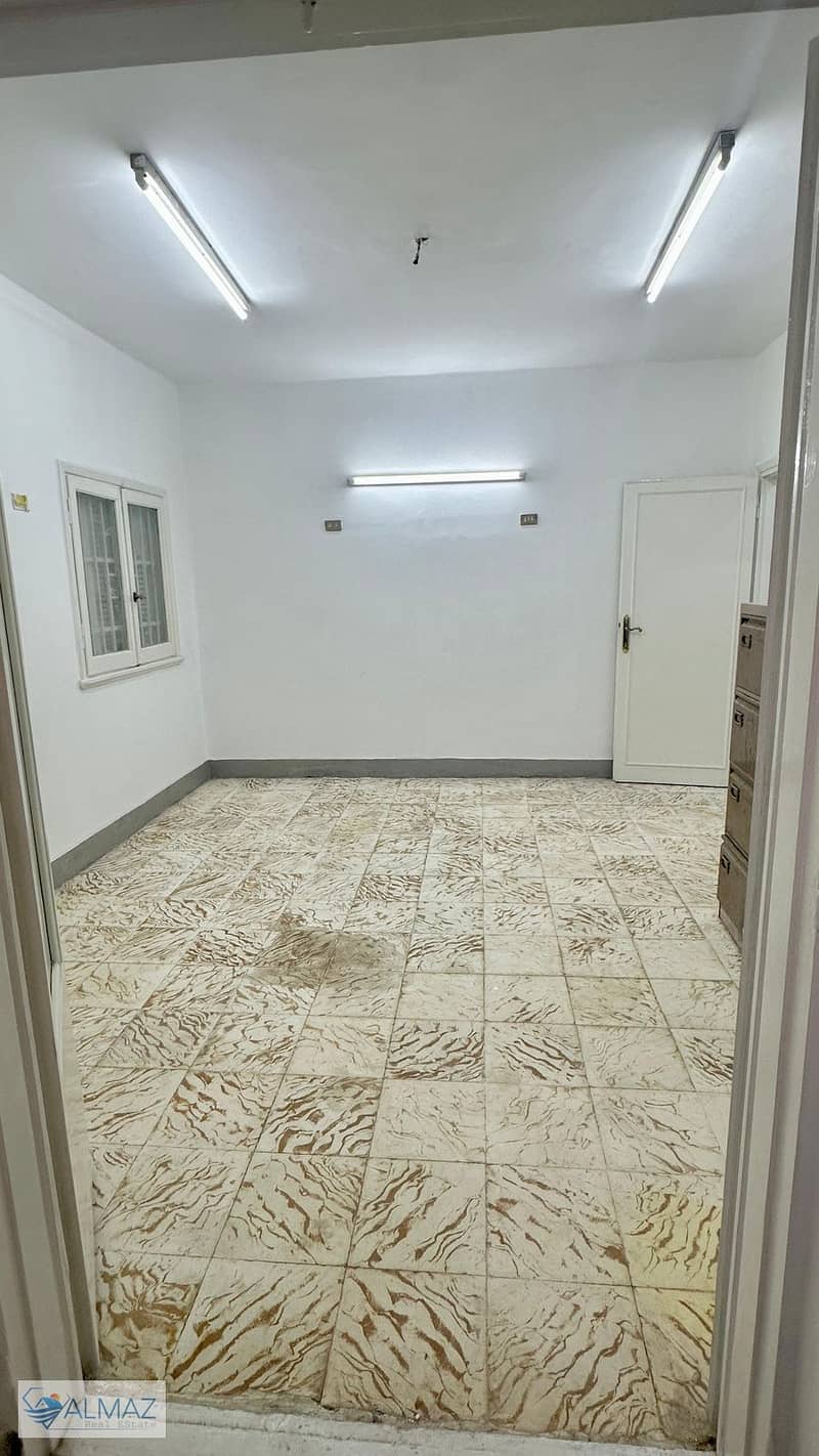 2 WhatsApp Image 2025-10-21 at 11.17. 12 AM (3). jpeg