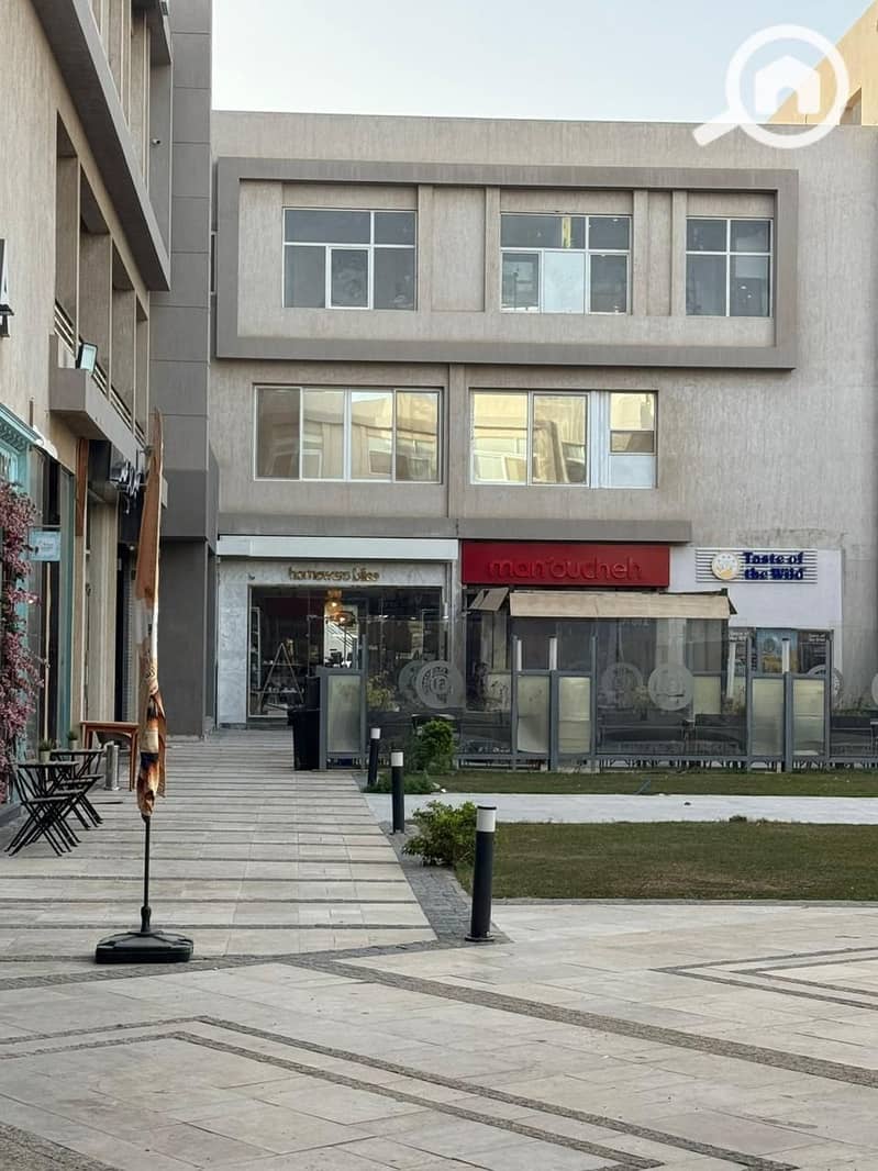 3 af7e5229-0d17-4dee-b369-cd39bca94e5b. JPG