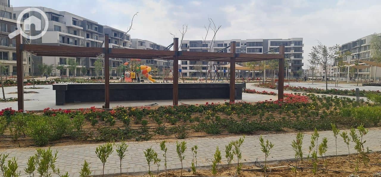 8 ae372488-40fa-4c18-8a41-c34fcb0a67d5. jpg