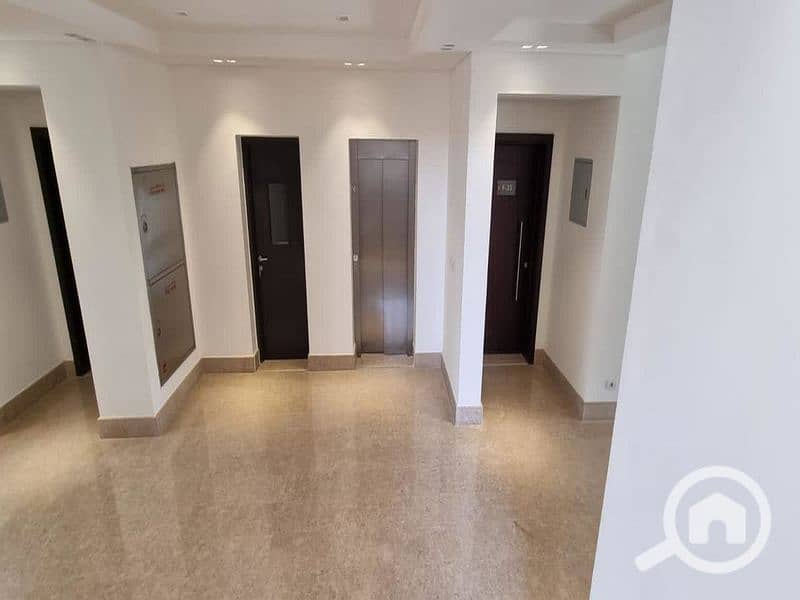 10 35b6eb80-1af1-4401-b3ef-2ea64ab27744_800x600. jpg