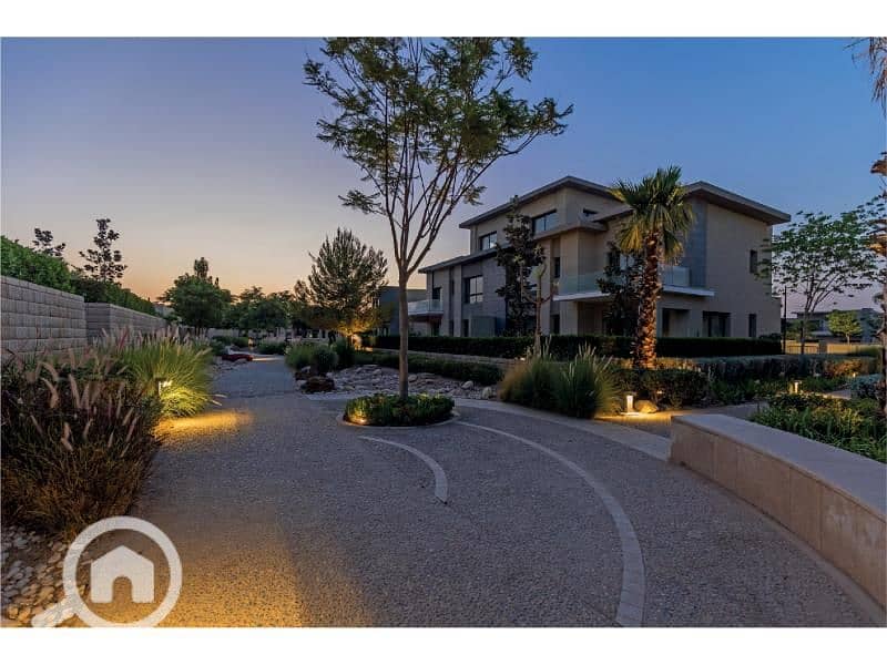 3 slr-12 - Copy (2). jpg